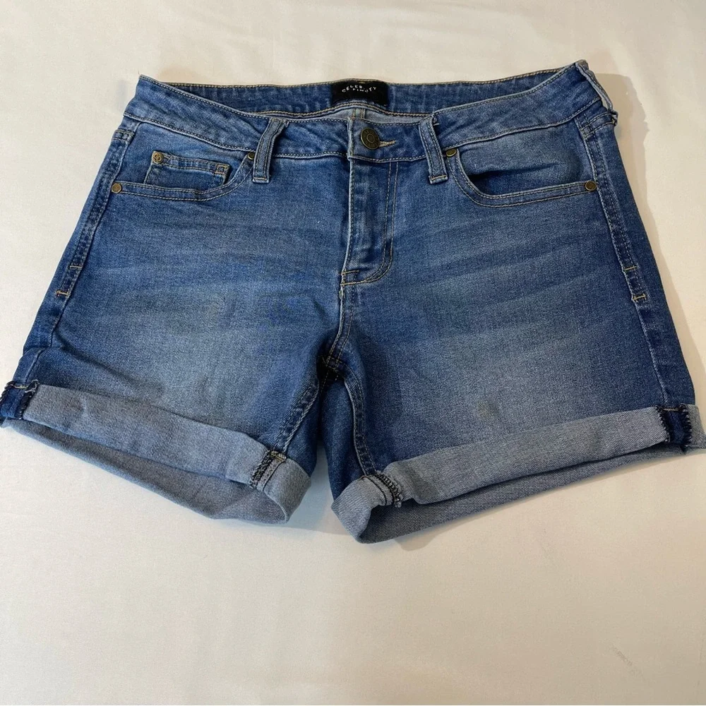 CELEBRITY PINK WOMENS DENIM SHORTS, SIZE 2/27, VERY GOOD CONDITION, PREO…
